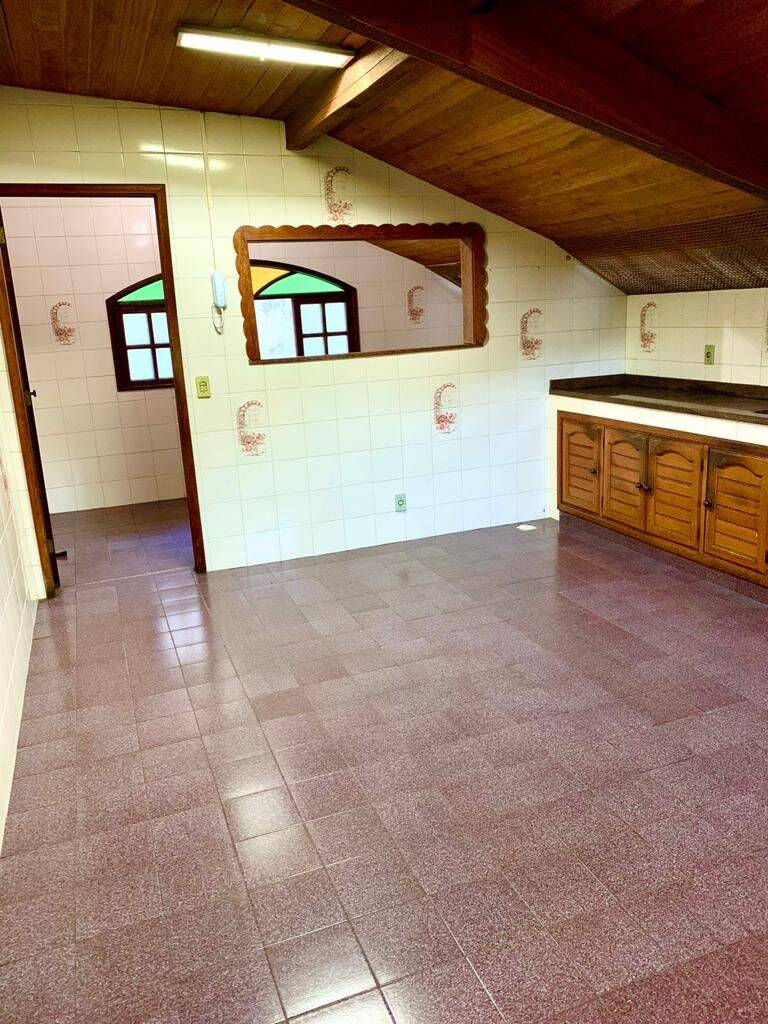 Casa à venda com 3 quartos, 328002m² - Foto 11