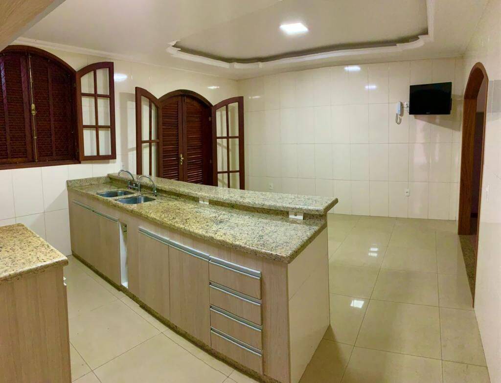 Casa à venda com 3 quartos, 328002m² - Foto 16