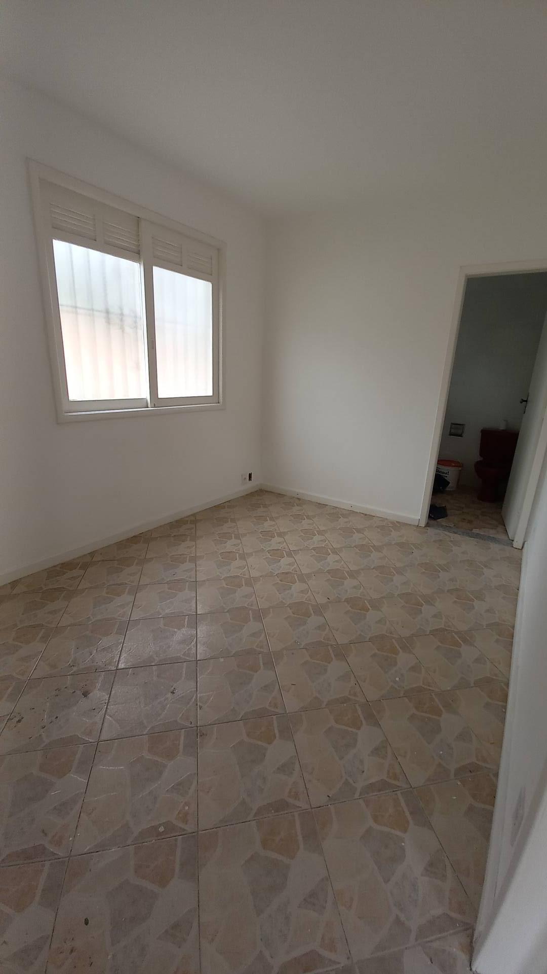 Casa à venda com 3 quartos, 560002m² - Foto 11