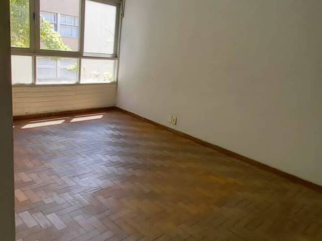 #272 - Apartamento para Venda em Nova Friburgo - RJ