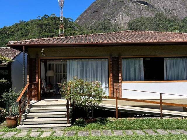 #273 - Casa para Venda em Nova Friburgo - RJ
